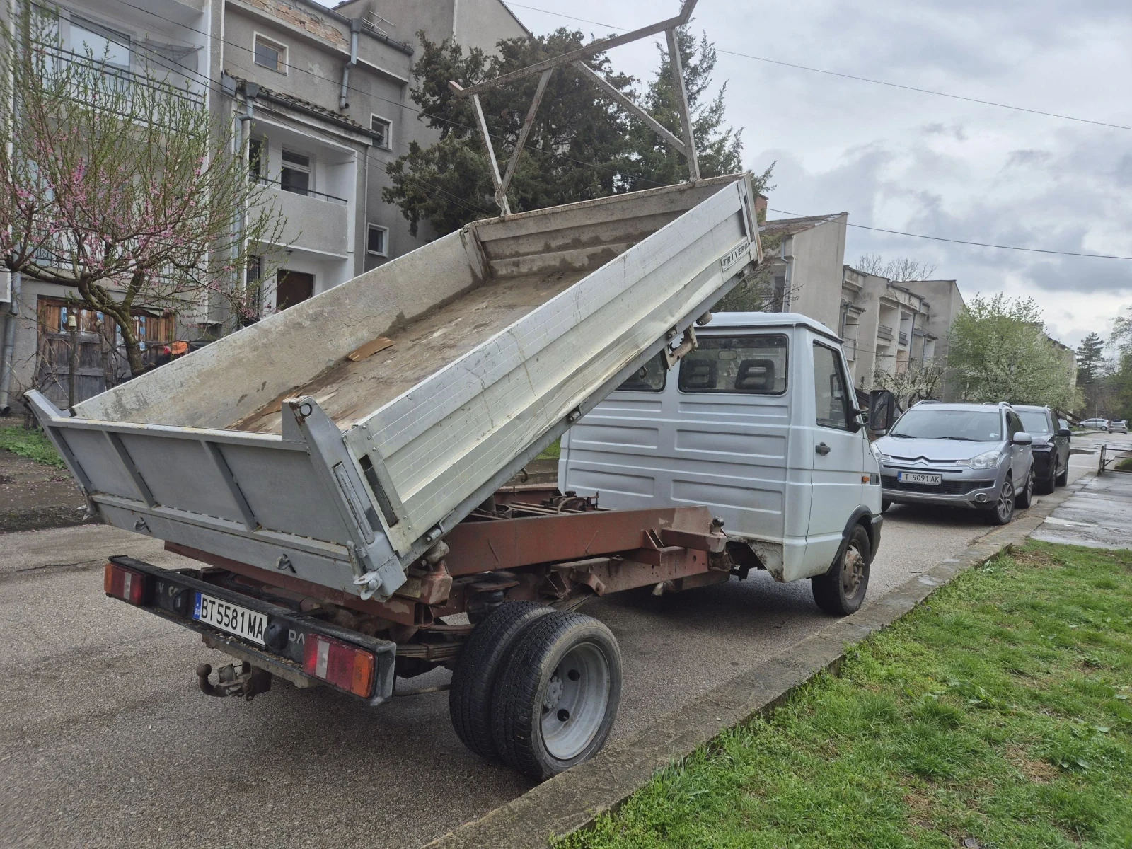 Iveco 3510 35.10.1 САМОСВАЛ-ТРИСТРАНЕН -ДОГОВАРЯНЕ!!! - изображение 6