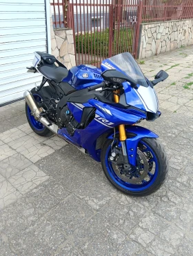 ����� �� �������� �� Yamaha YZF-R1 ��� ���� 