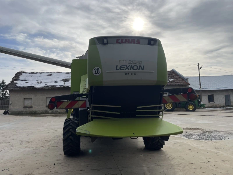 Комбайн Claas LEXION 550 + CLAAS VARIO 750 - 2 БРОЯ ЛИЗИНГ, снимка 4 - Селскостопанска техника - 48629541