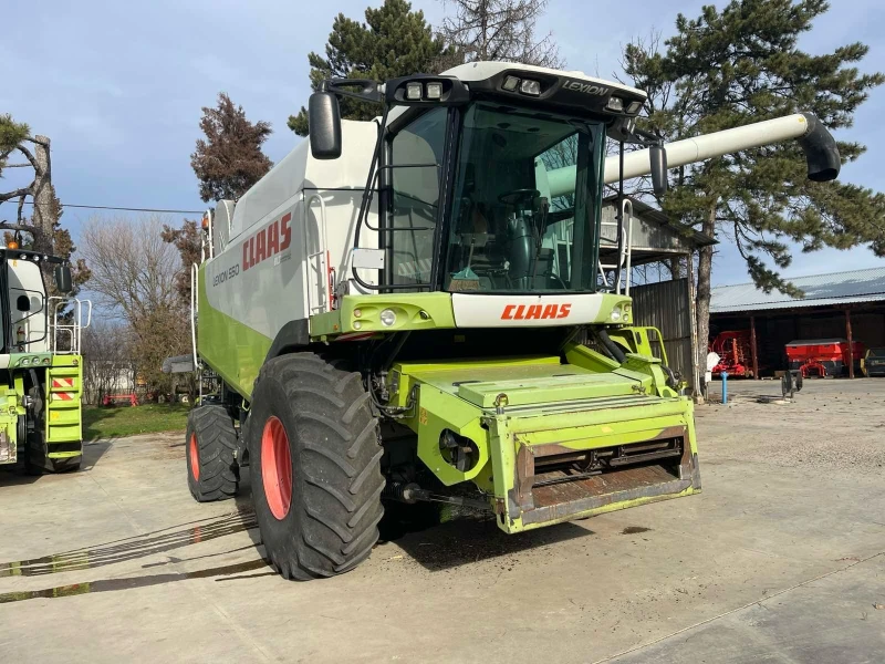 Комбайн Claas LEXION 550 + CLAAS VARIO 750 - 2 БРОЯ ЛИЗИНГ, снимка 10 - Селскостопанска техника - 48629541