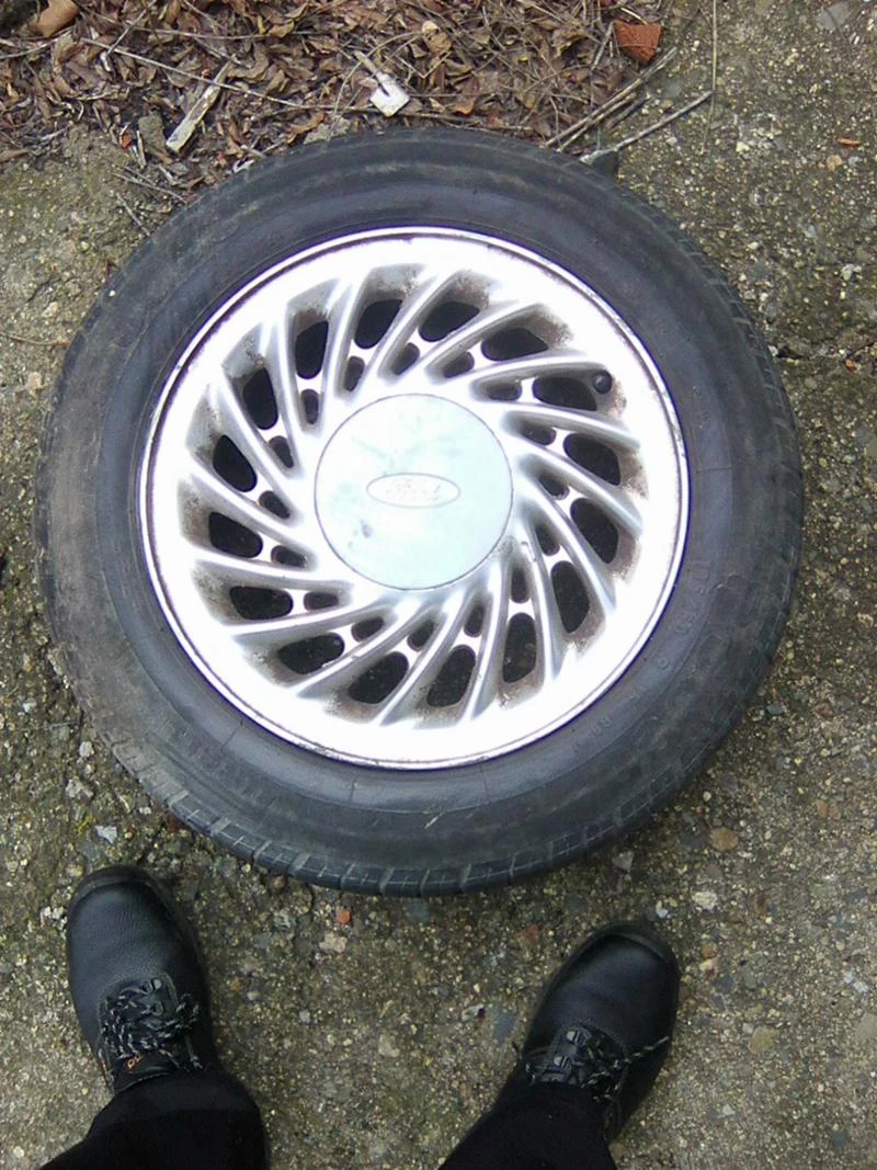 Гуми с джанти Kelly 195/60R15, снимка 1 - Гуми и джанти - 47058942