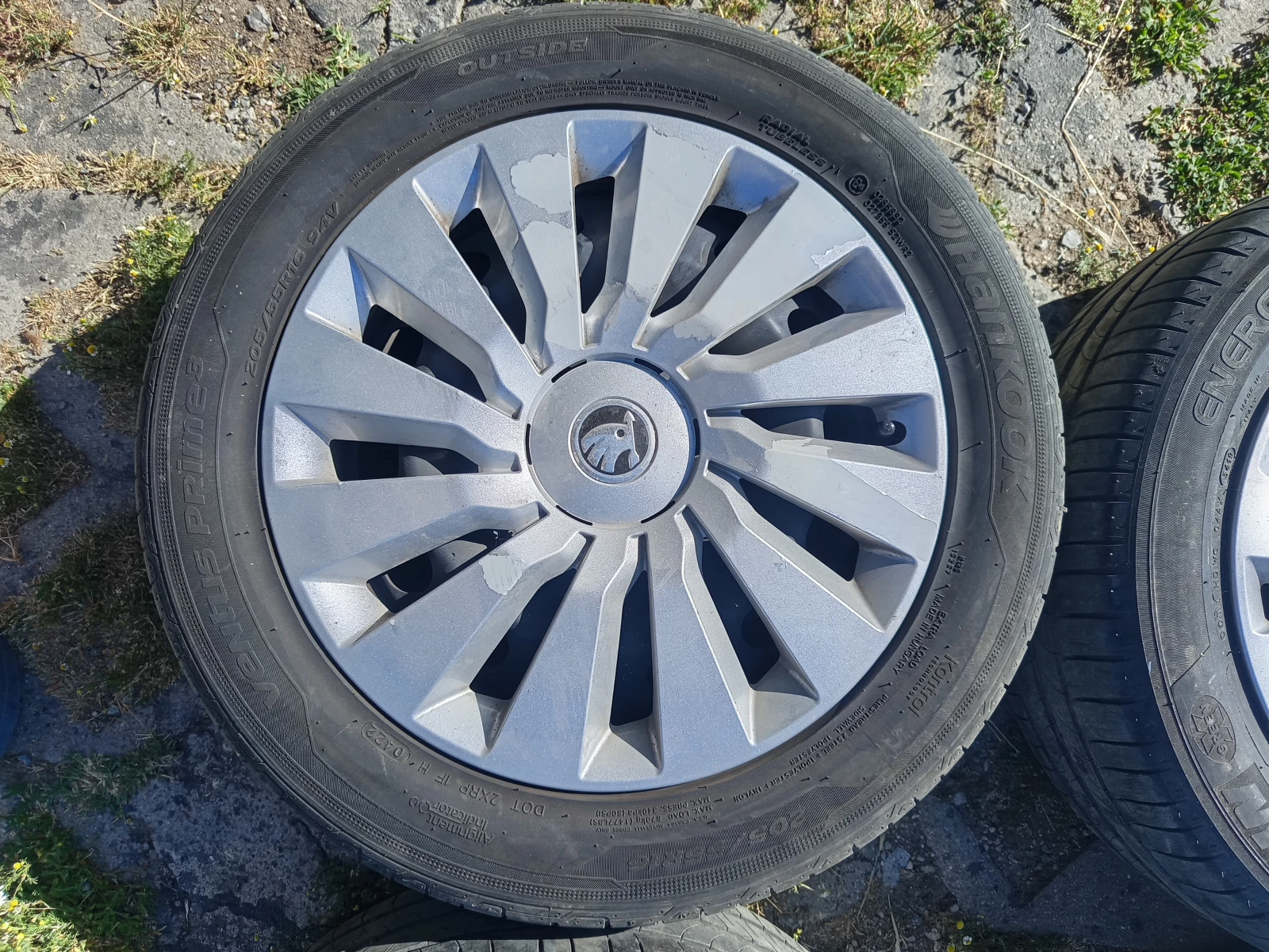 Гуми с джанти Michelin 205/55R16, снимка 4 - Гуми и джанти - 54732541