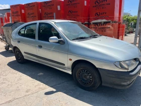 Renault Megane 1.6, снимка 2