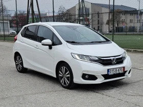 Honda Jazz 1.3i-VTEC Keyless, City Brake Евро 6, TUV дек.2026 - 12300 € / 24056.71 лв. - 39801760 3