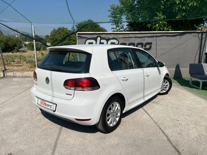 VW Golf 1.6TDI Sport Line, снимка 4 - Автомобили и джипове - 46585103