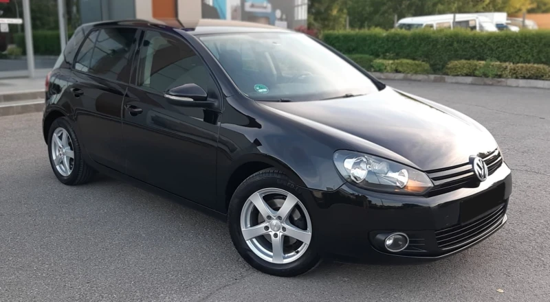 VW Golf 1.6 TDI, снимка 2 - Автомобили и джипове - 47309834