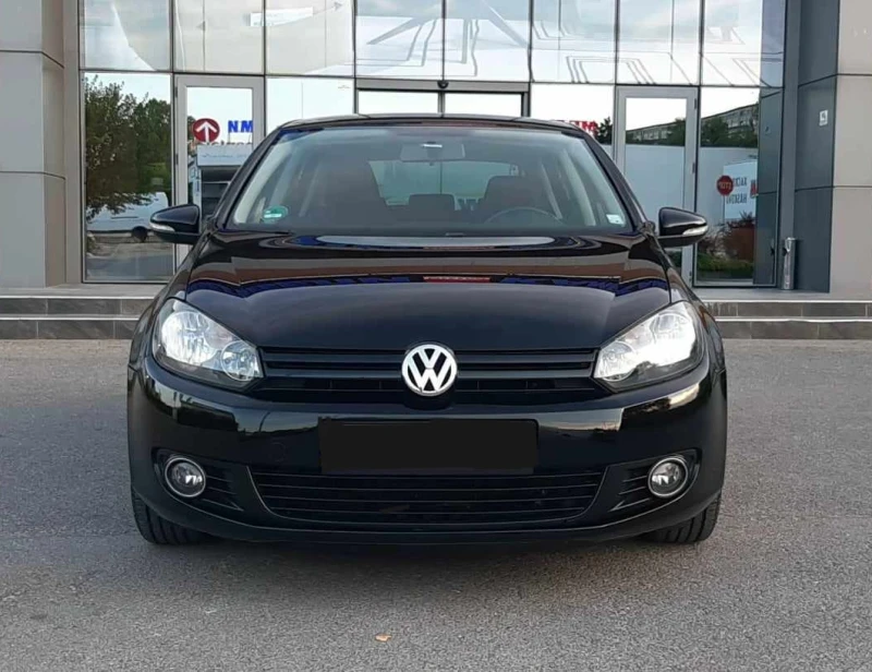 VW Golf 1.6 TDI, снимка 1 - Автомобили и джипове - 47309834