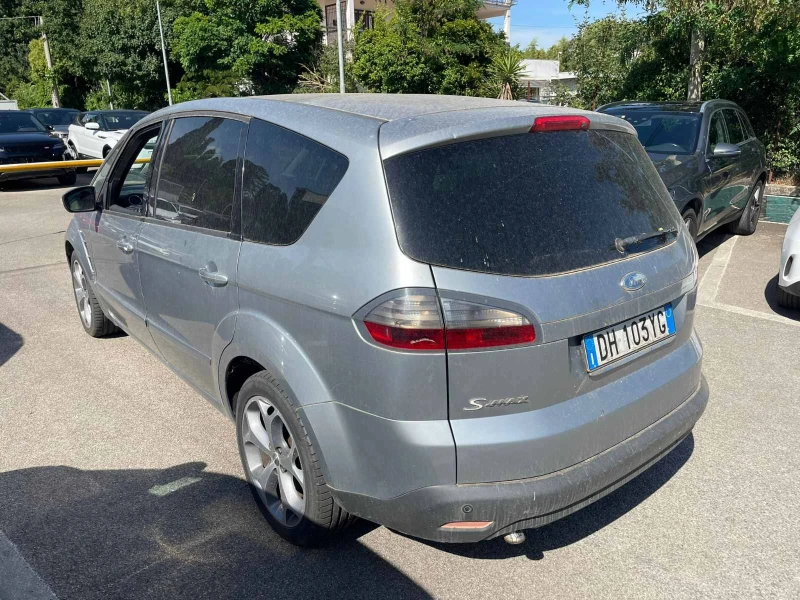 Ford S-Max 2.0d 140 к.с. ПАРКТРОНИК ТЕМПОМАТ , снимка 4 - Автомобили и джипове - 47523465