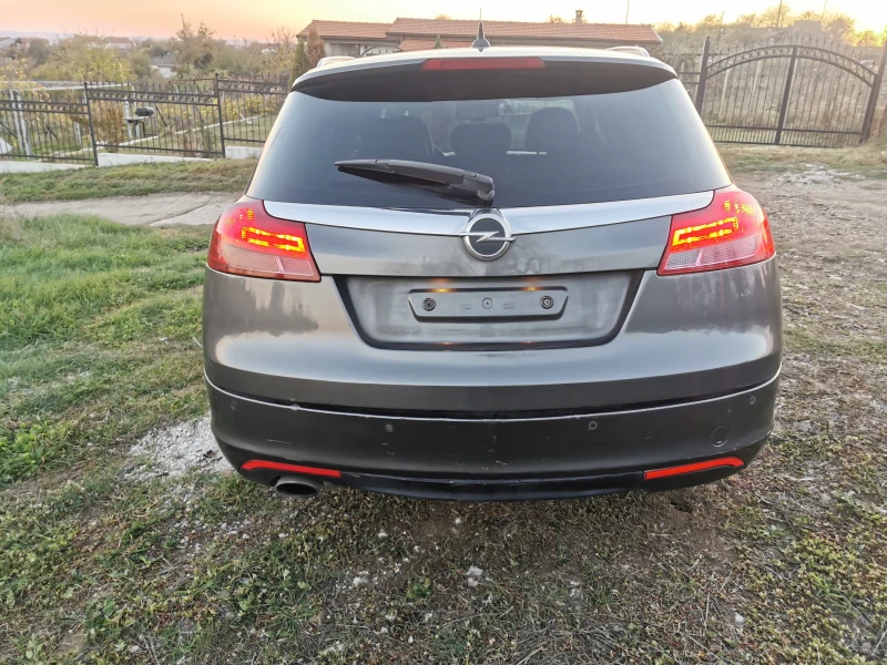 Opel Insignia 2.0CDTI AVTOMATIC, снимка 6 - Автомобили и джипове - 47780326