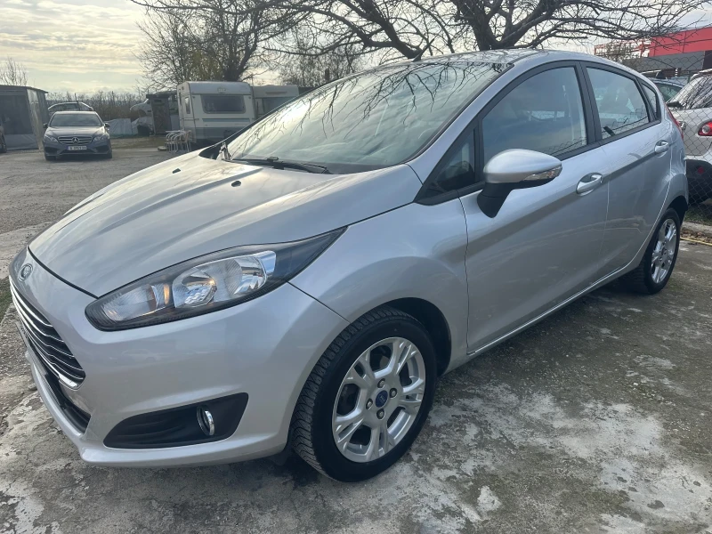 Ford Fiesta 1.4 Б/Газ, снимка 3 - Автомобили и джипове - 48042593