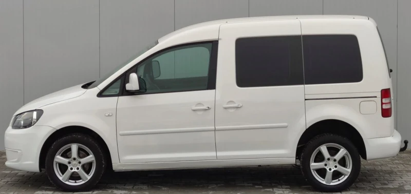 VW Caddy 2.0TDI* 4-MOTION* , снимка 6 - Автомобили и джипове - 49273981