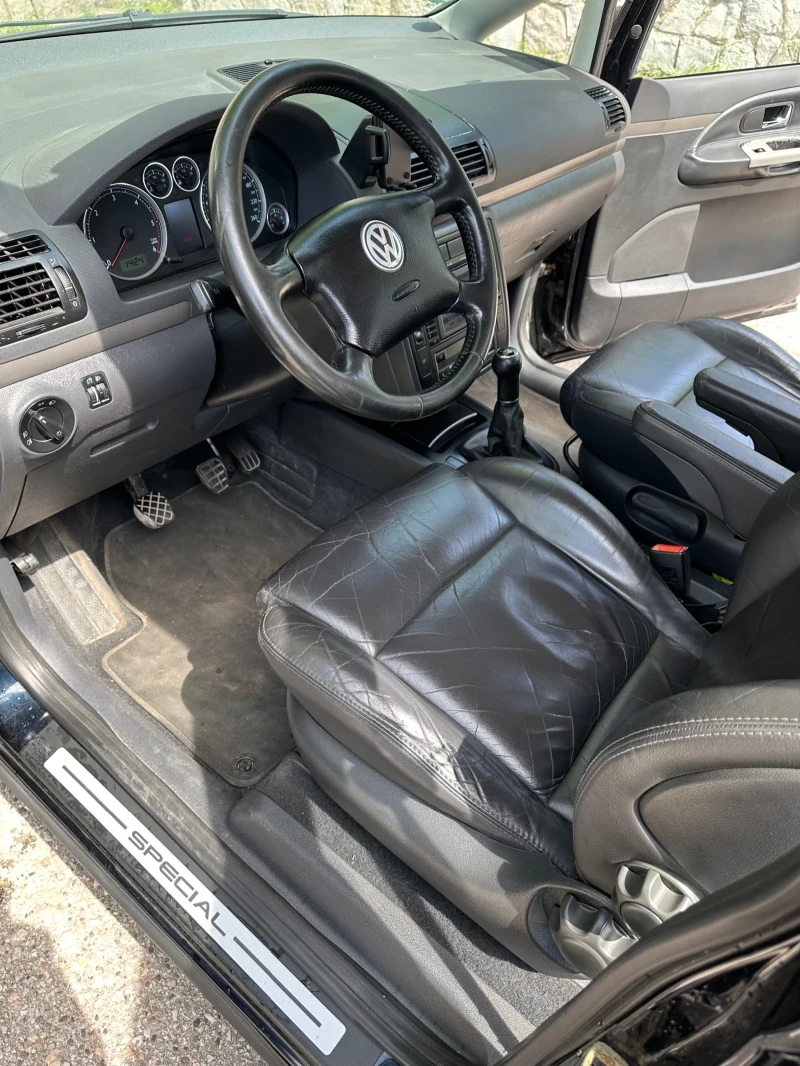 VW Sharan VW Sharan Special 1, 9TDI 150 k.c., кожен салон, снимка 6 - Автомобили и джипове - 51899047