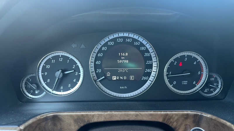 Mercedes-Benz E 200 CDI 59000км. Като НОВ, от първи собственик!, снимка 15 - Автомобили и джипове - 51579826