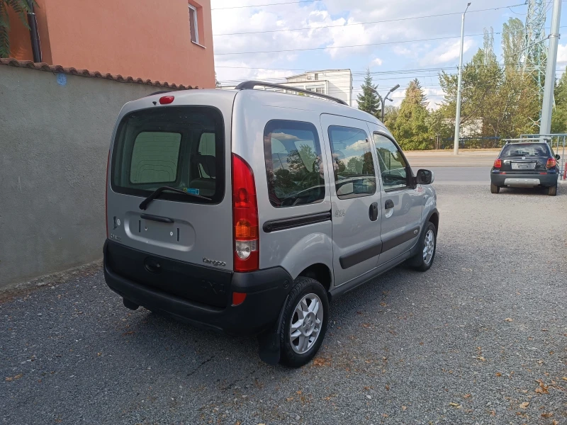 Renault Kangoo 1.6i 4x4 БЕНЗИН, снимка 5 - Автомобили и джипове - 51704699