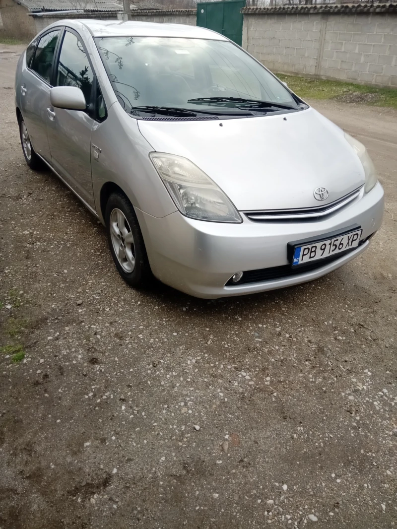 Toyota Prius, снимка 3 - Автомобили и джипове - 52620887