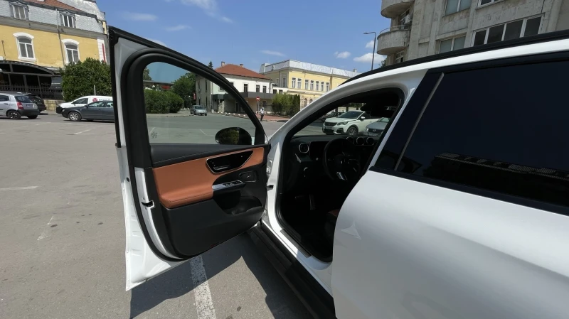 Mercedes-Benz GLC 200, снимка 10 - Автомобили и джипове - 52488805