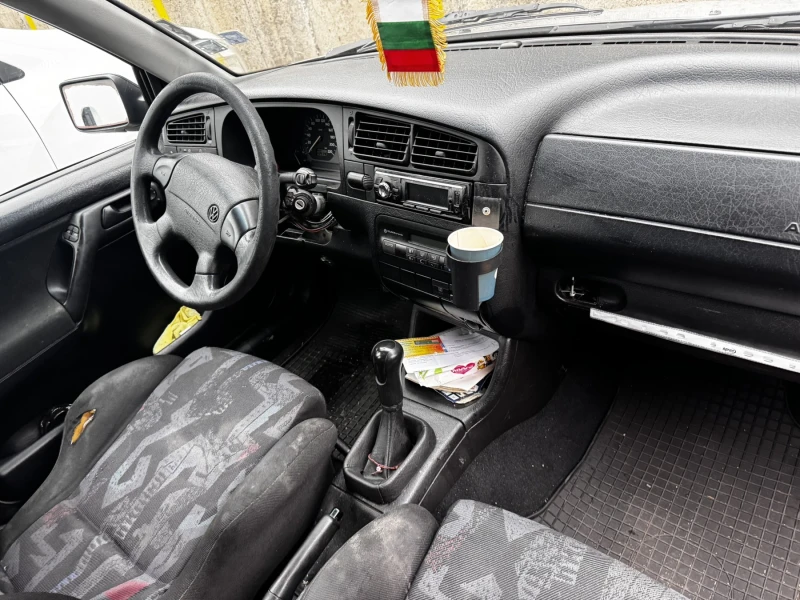 VW Golf, снимка 5 - Автомобили и джипове - 53002984