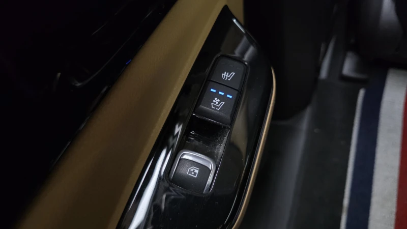 Kia Carnival 7 seater Signature autogeorge.com, снимка 17 - Автомобили и джипове - 53152813