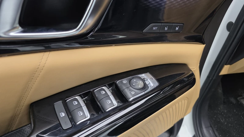 Kia Carnival 7 seater Signature autogeorge.com, снимка 13 - Автомобили и джипове - 53152813