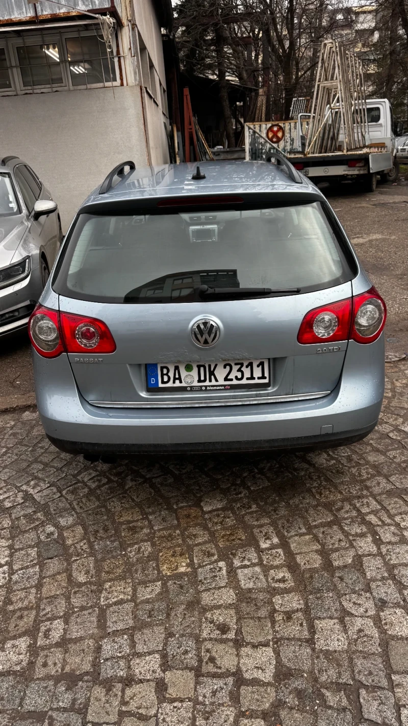 VW Passat, снимка 5 - Автомобили и джипове - 53373994