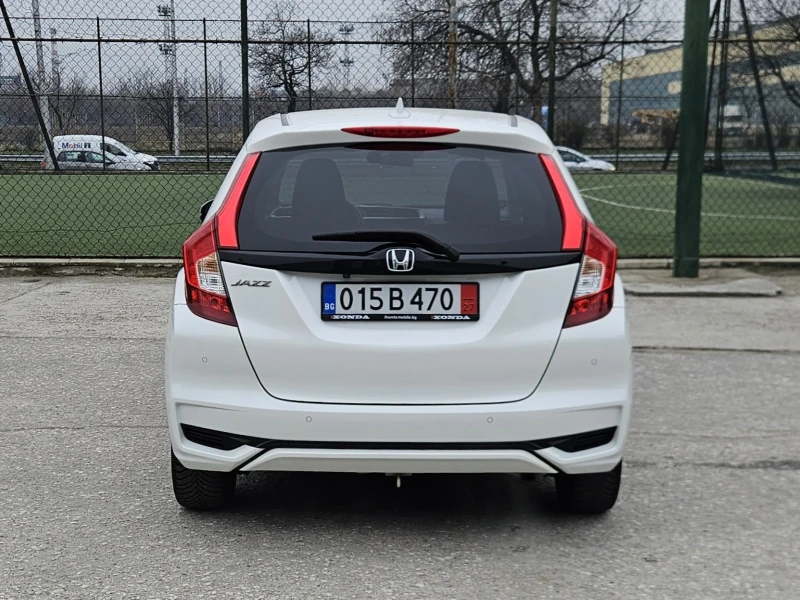 Honda Jazz 1.3i-VTEC Keyless, City Brake Евро 6, TUV дек.2026, снимка 6 - Автомобили и джипове - 53391949