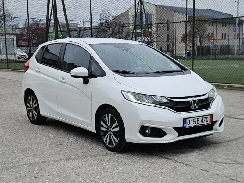 Honda Jazz 1.3i-VTEC Keyless, City Brake Евро 6, TUV дек.2026, снимка 3 - Автомобили и джипове - 53391949