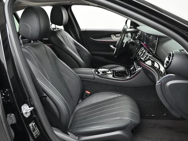 Mercedes-Benz E 400 4Matic Exclusive, снимка 10 - Автомобили и джипове - 55138174