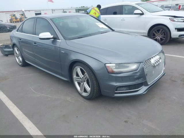 Audi S4 PREMIUM PLUS* АЛКАНТАРА* КЛИП НА МОТОРА* СЕРВИЗНА 