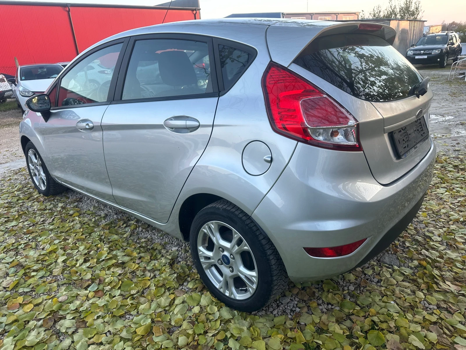 Ford Fiesta 1.4 Б/Газ - изображение 6