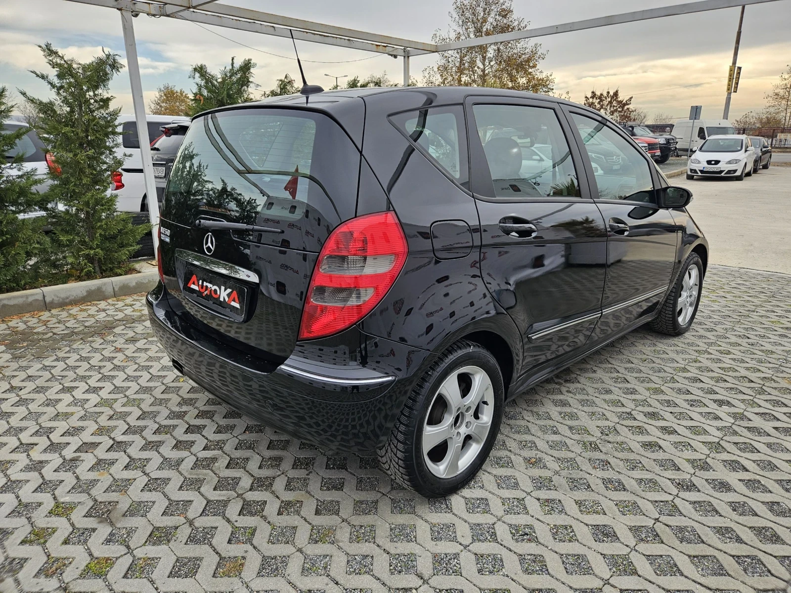 Mercedes-Benz A 150 1.5i-95кс= АВТОМАТ= ПОДГРЕВ= АВТОПИЛОТ= КЛИМАТРОНИ - изображение 3