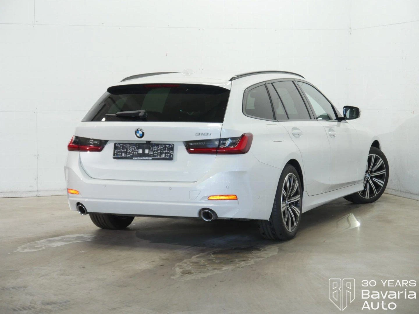 BMW 318 i Touring Steptronic - изображение 3