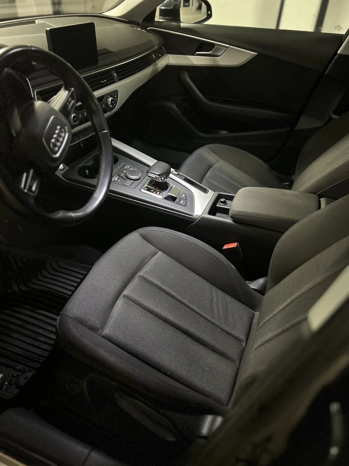 Audi A4 2.0 TDI  - изображение 6