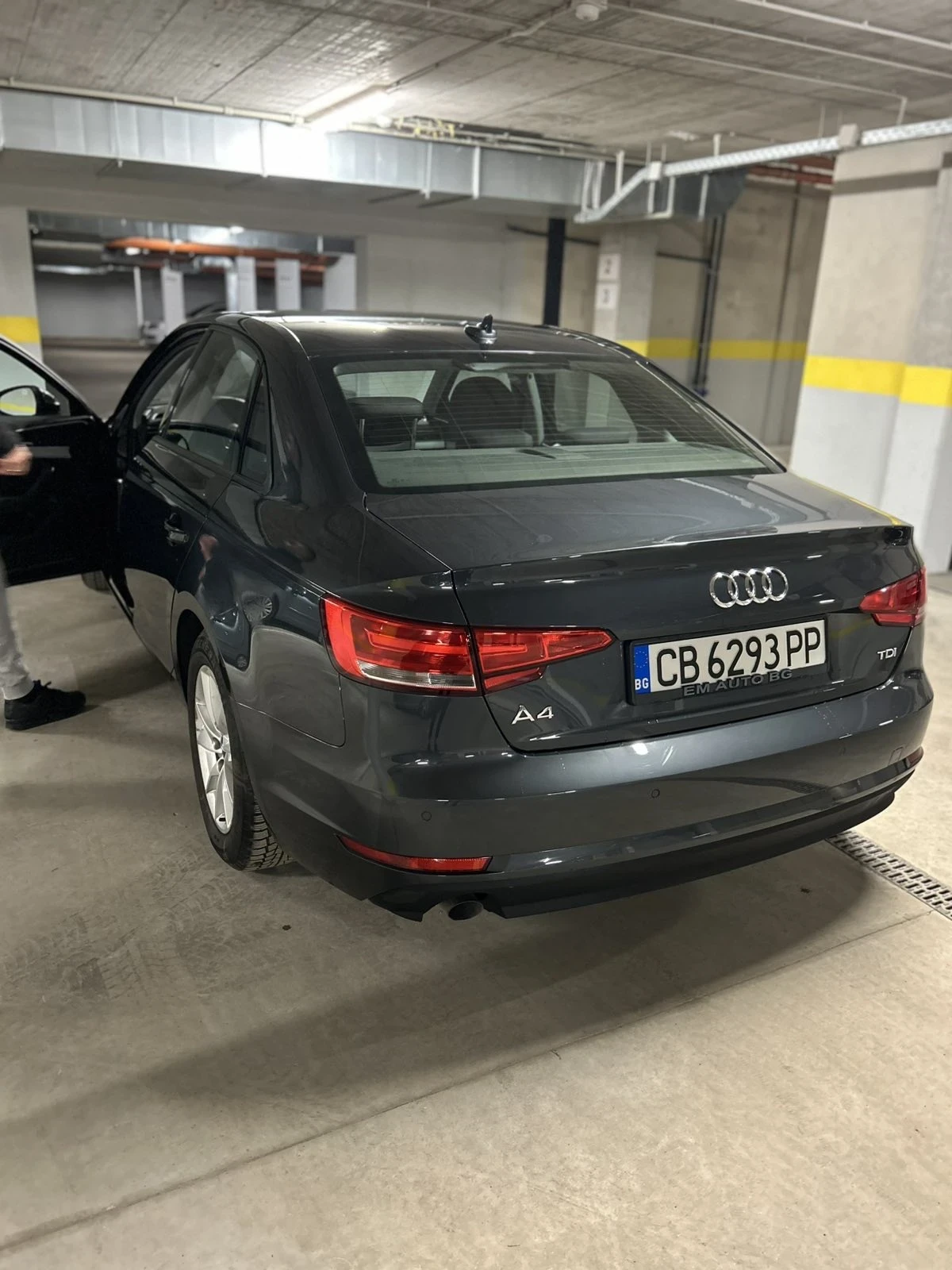 Audi A4 2.0 TDI  | Mobile.bg   12