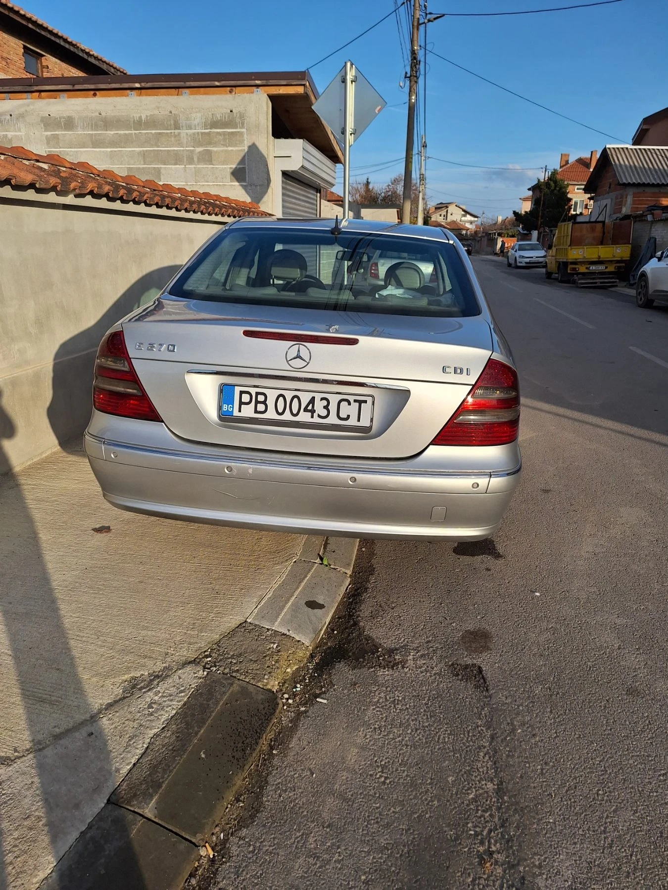 Mercedes-Benz E 270  - изображение 6