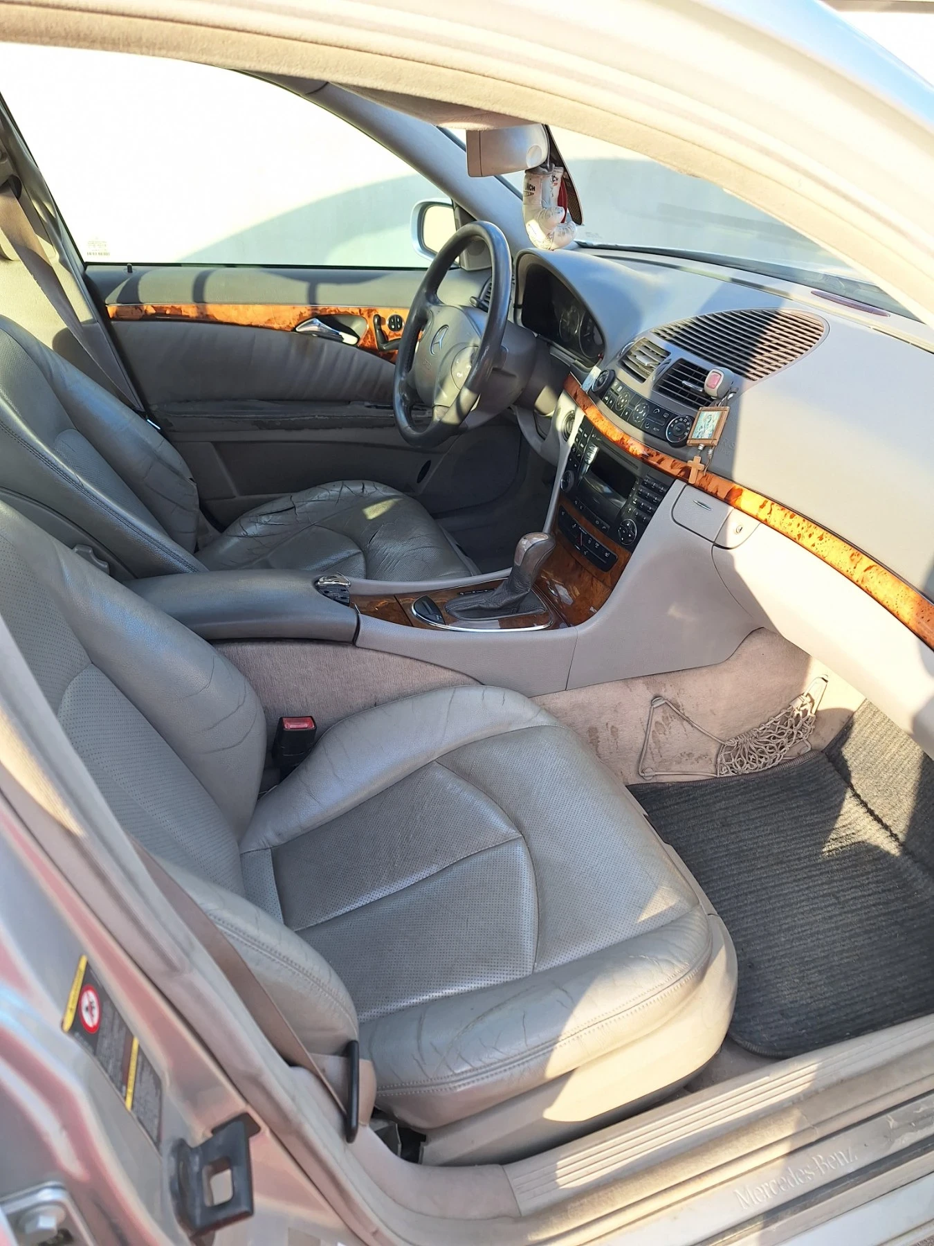 Mercedes-Benz E 270  - изображение 3