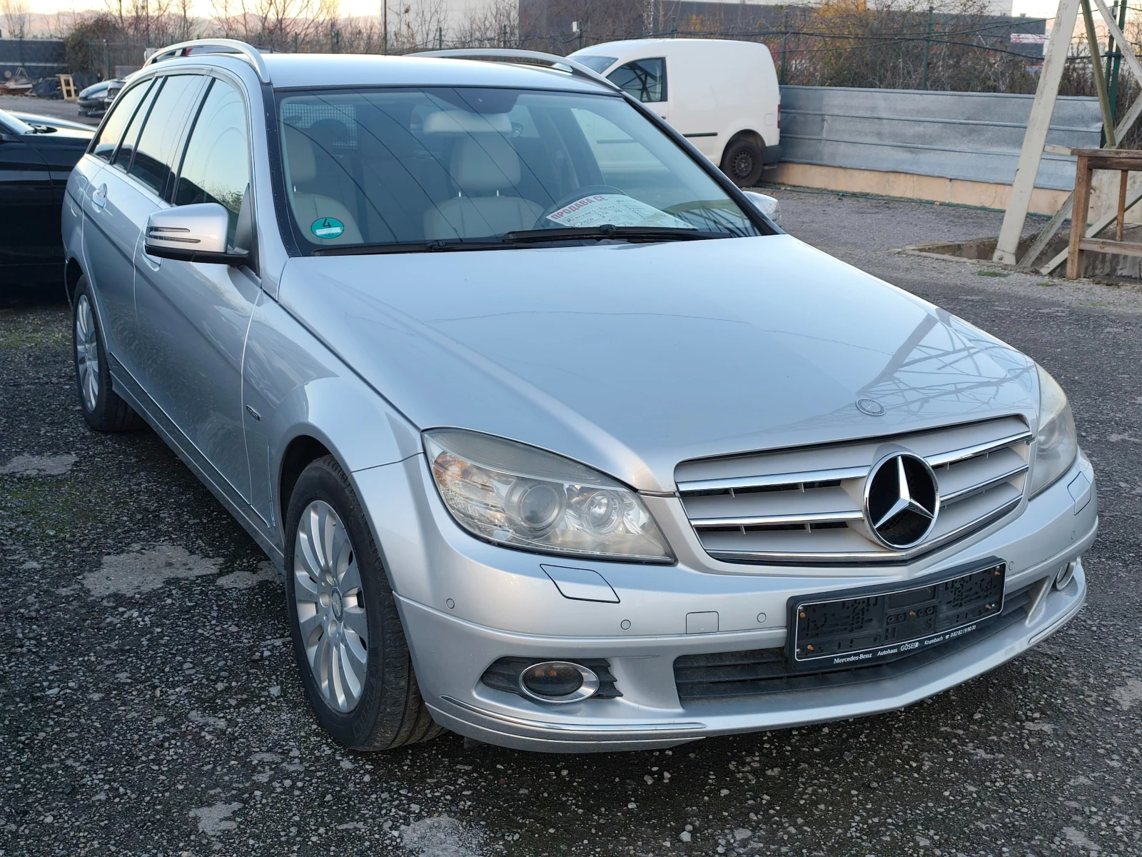 Mercedes-Benz C 280 3.0i Avantgarde - изображение 2