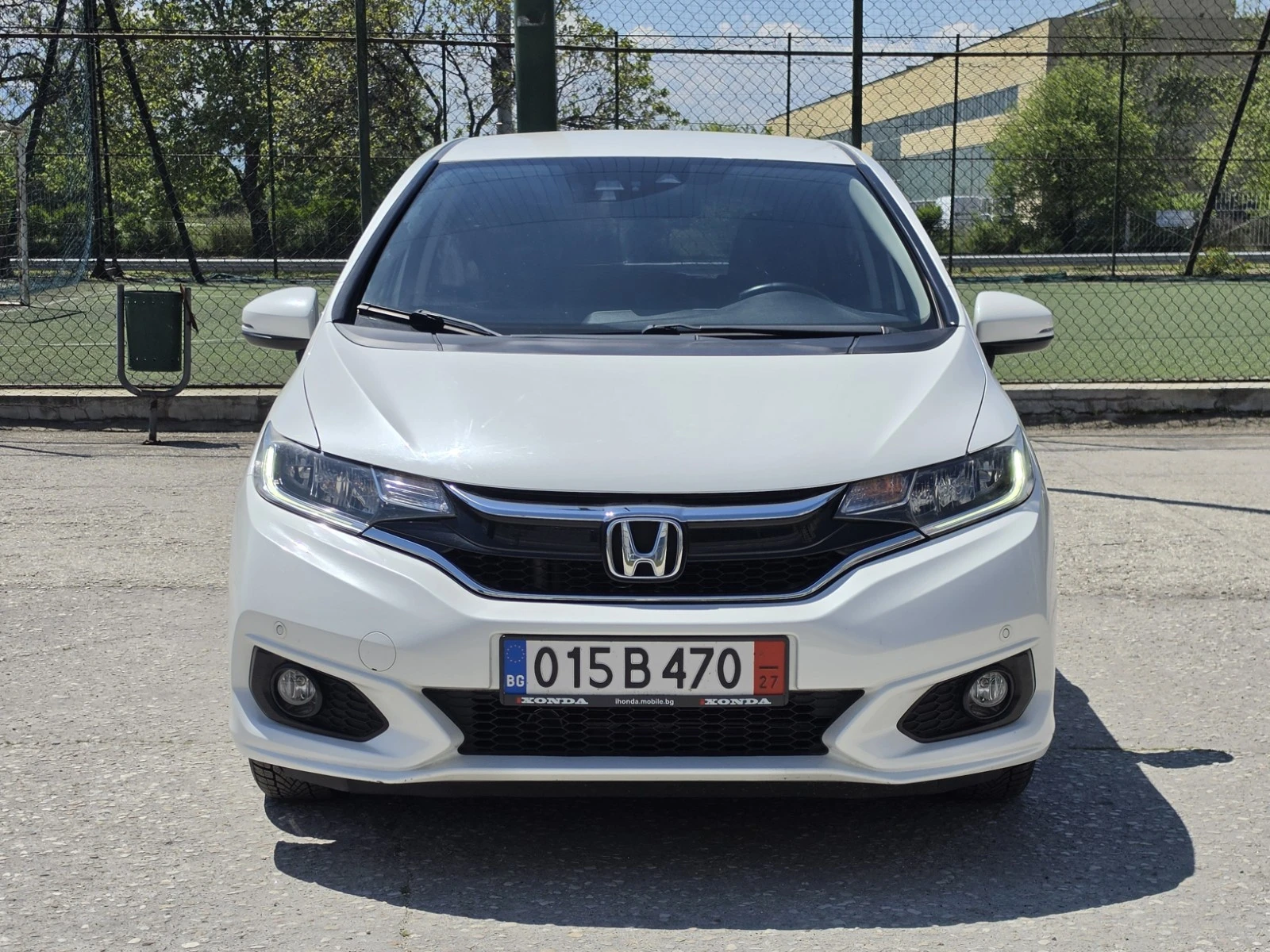 Honda Jazz 1.3i-VTEC Keyless, City Brake Евро 6, снимка 2 - Автомобили и джипове - 53391949