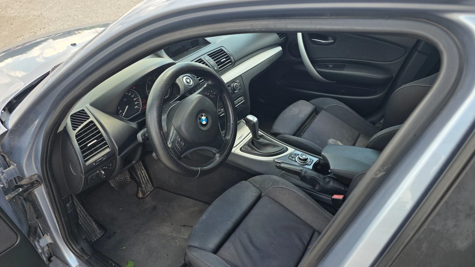 BMW 120 2.0d автоматик!, снимка 7 - Автомобили и джипове - 53431602