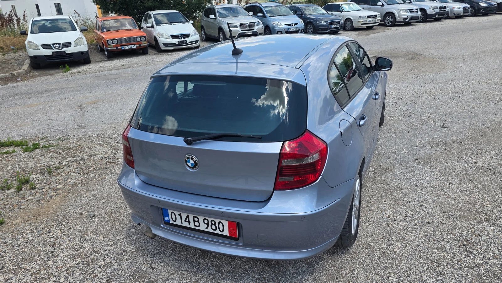 BMW 120 2.0d автоматик!, снимка 14 - Автомобили и джипове - 53431602