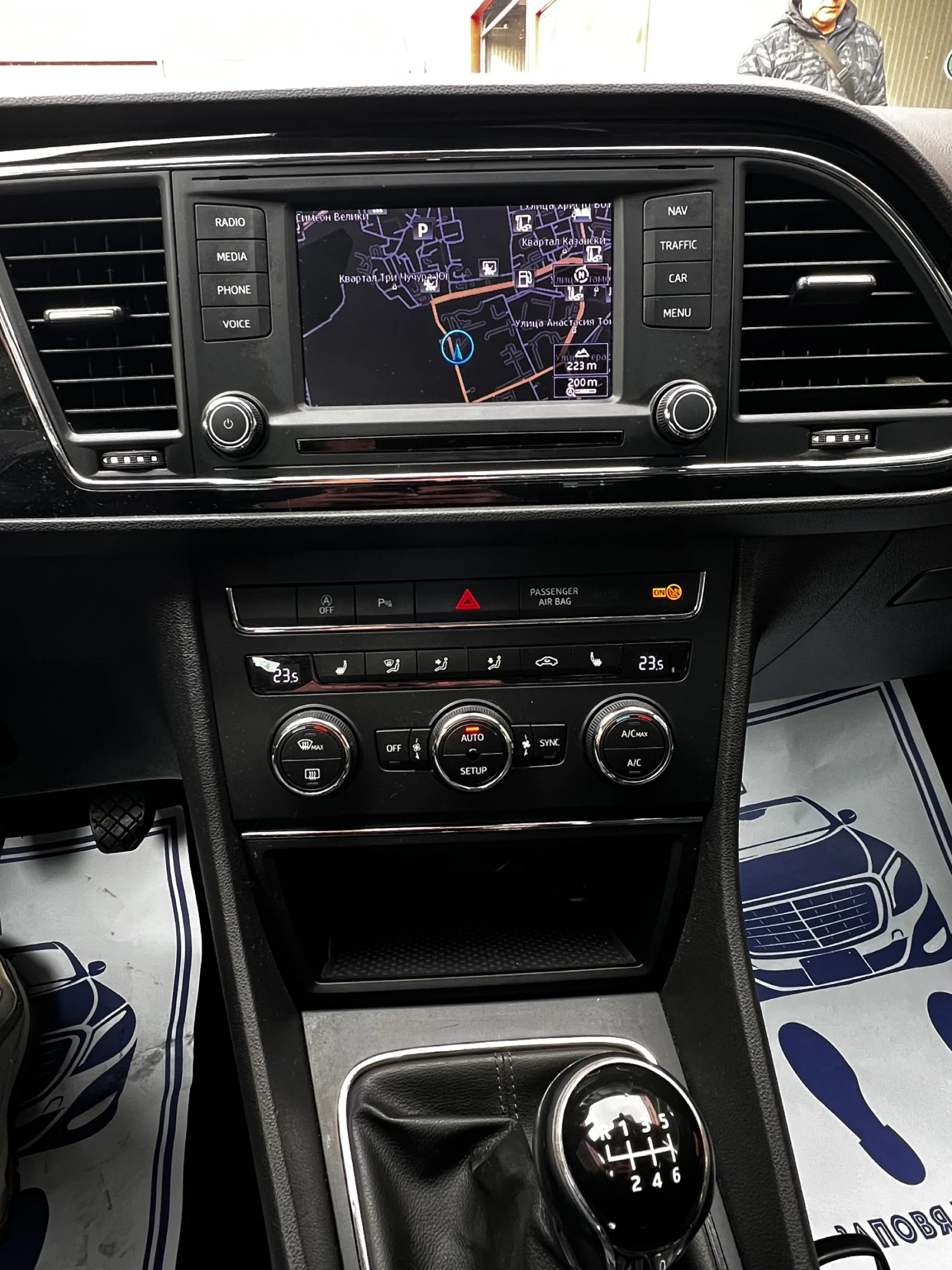 Seat Leon MATRIX LED , снимка 13 - Автомобили и джипове - 53633899