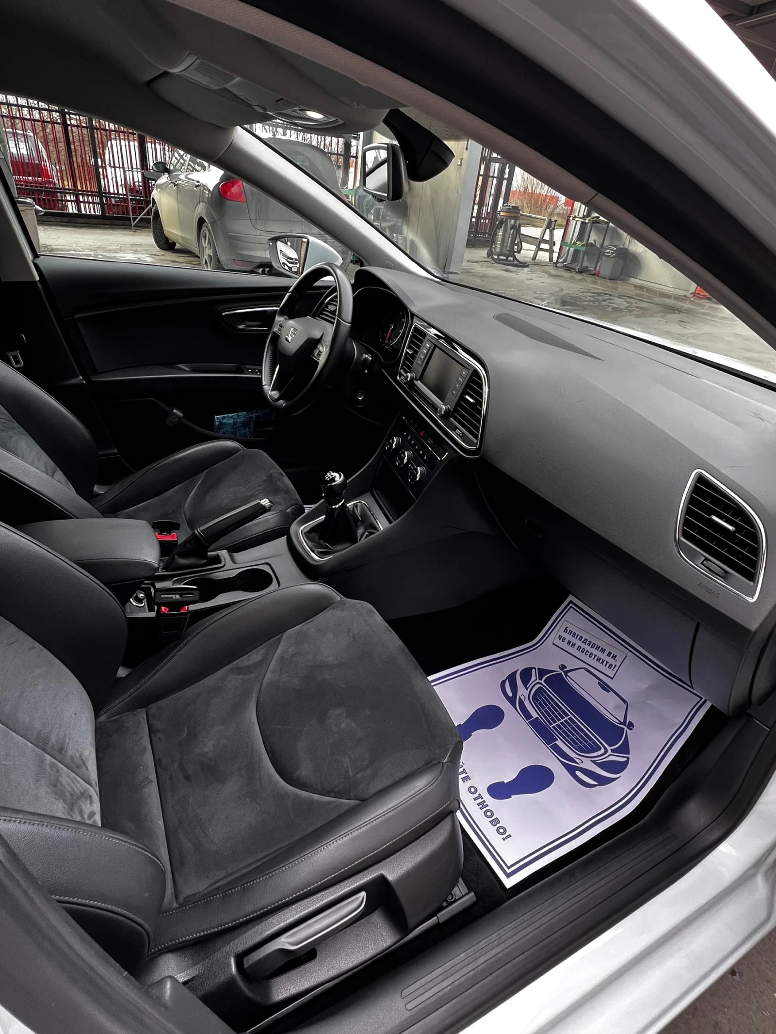 Seat Leon MATRIX LED , снимка 8 - Автомобили и джипове - 53633899