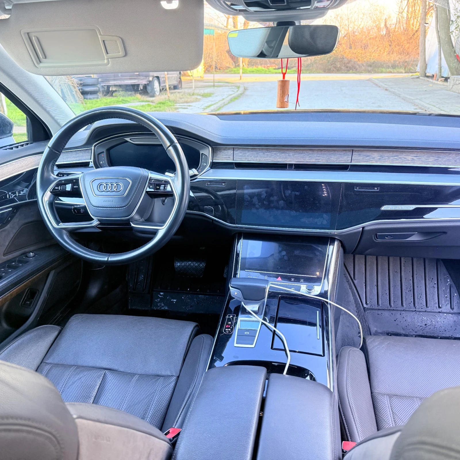 Audi A8 L 3.0 TFSI 2019 MHEV 88 хил км, снимка 7 - Автомобили и джипове - 53830339