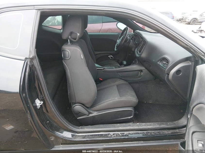 Dodge Challenger 3.6l Sxt, снимка 5 - Автомобили и джипове - 54041217