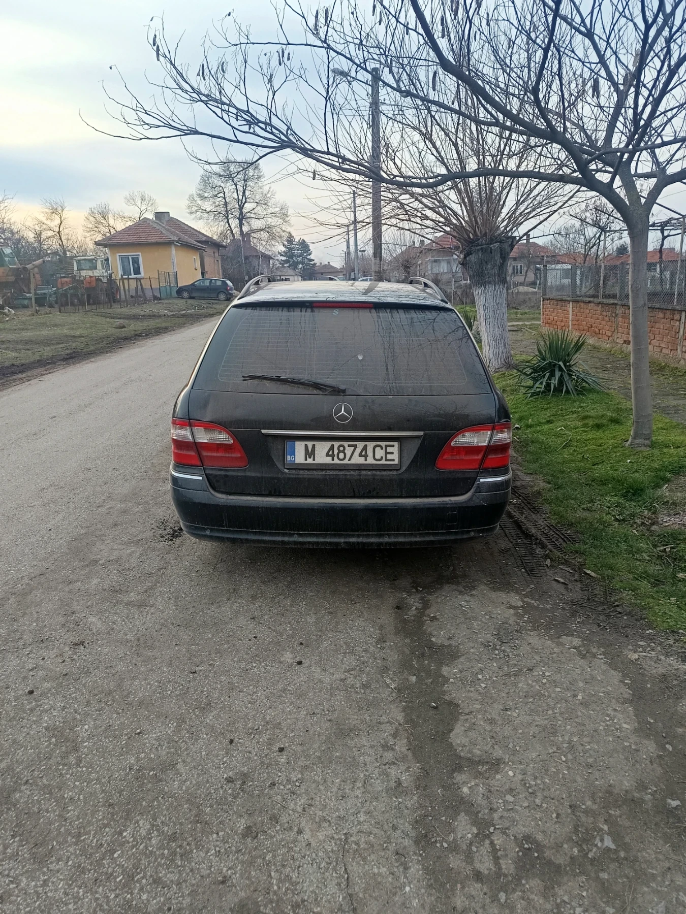 Mercedes-Benz E 320, снимка 4 - Автомобили и джипове - 54580314