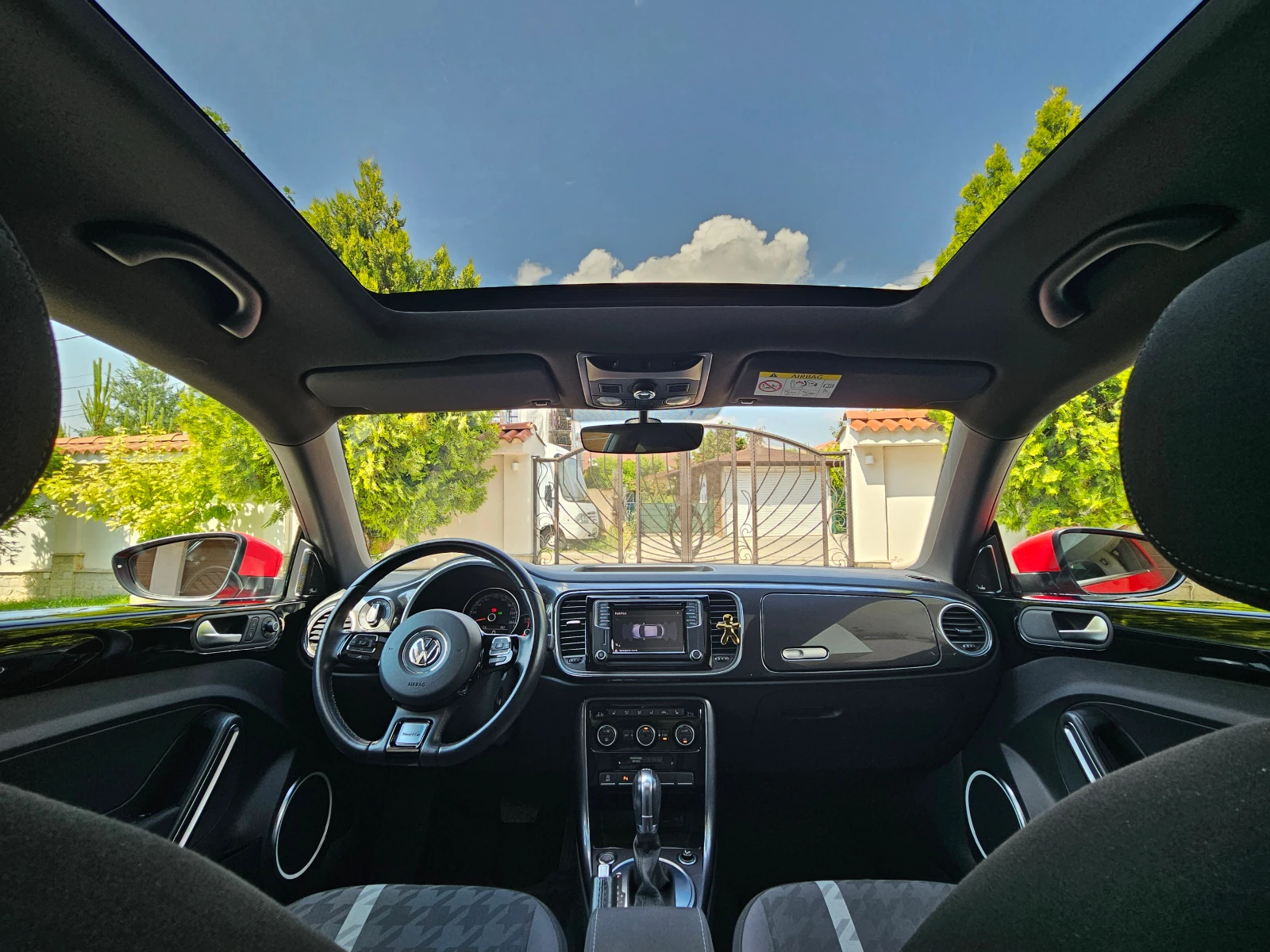 VW Beetle Първи собственик, снимка 7 - Автомобили и джипове - 54803077