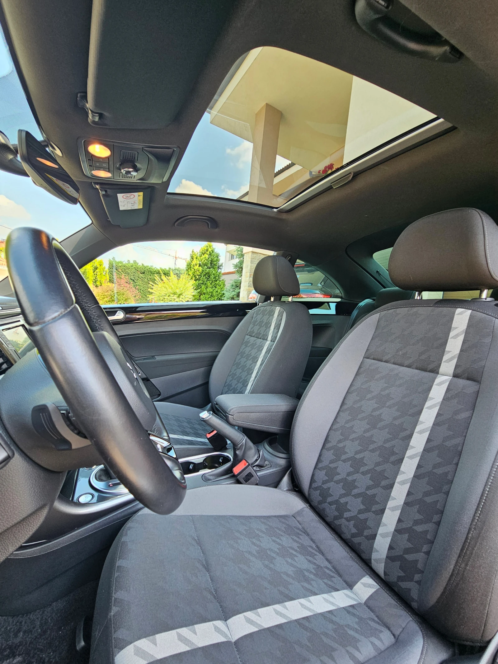 VW Beetle Първи собственик, снимка 8 - Автомобили и джипове - 54803077