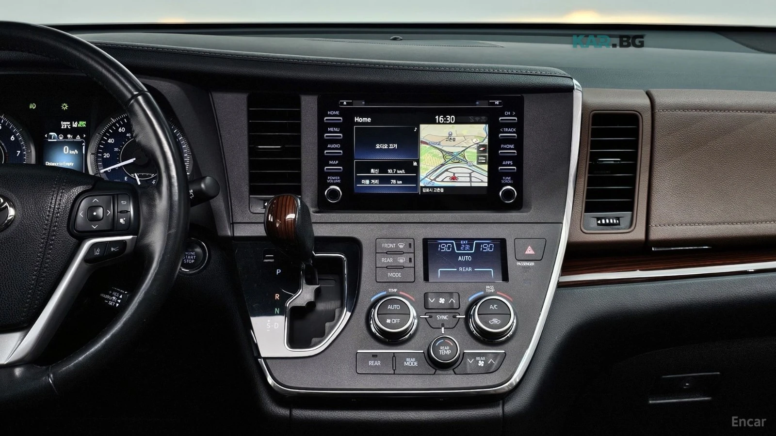 Toyota Sienna 3.5 AWD/KEYLESS/LANE ASSIST/NAVI/KAMEPA, снимка 10 - Автомобили и джипове - 54902544