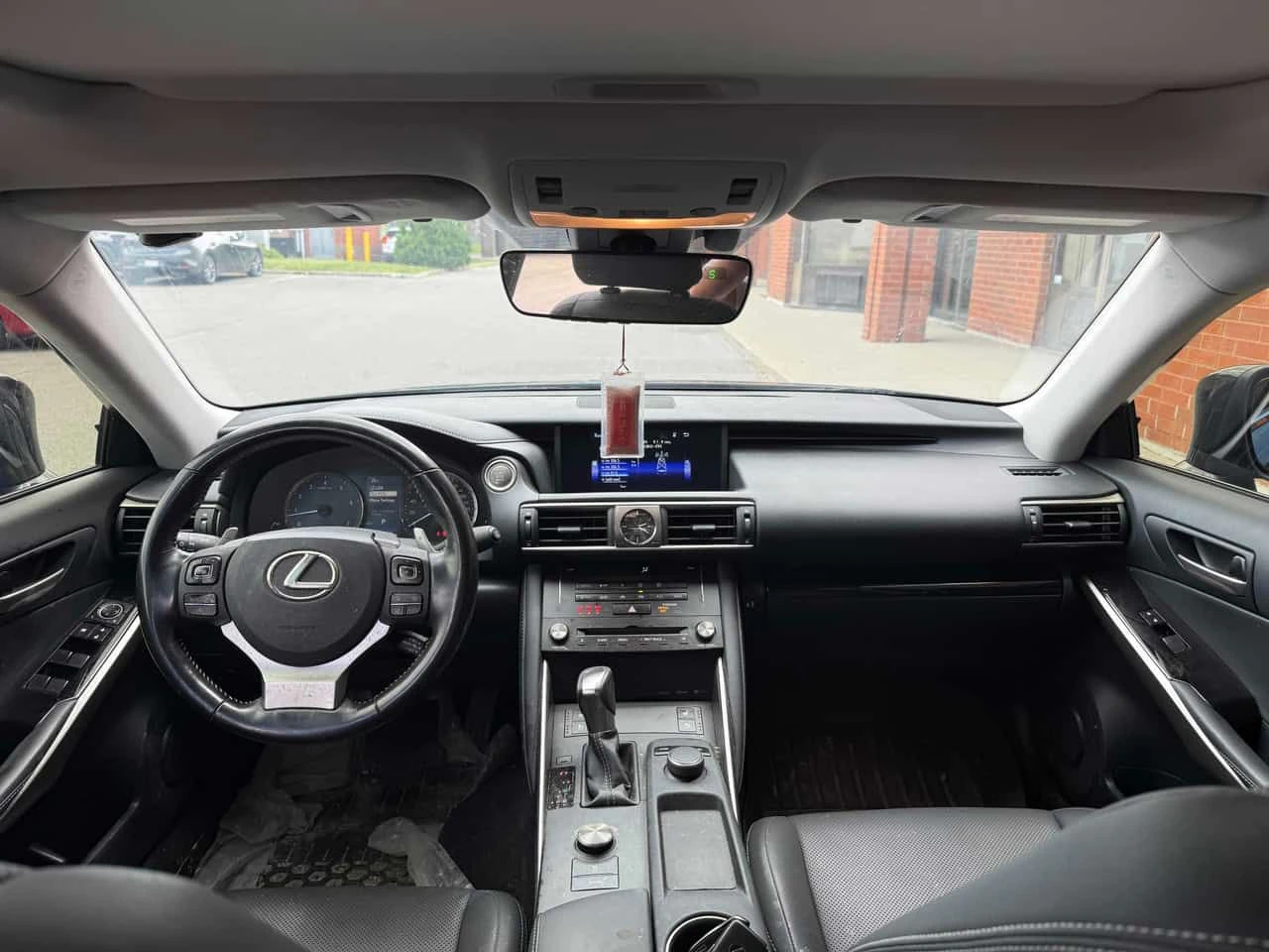 Lexus IS 300 * AWD * CARFAX * 2 ����� * ��������� *  | Mobile.bg � ����������� 9