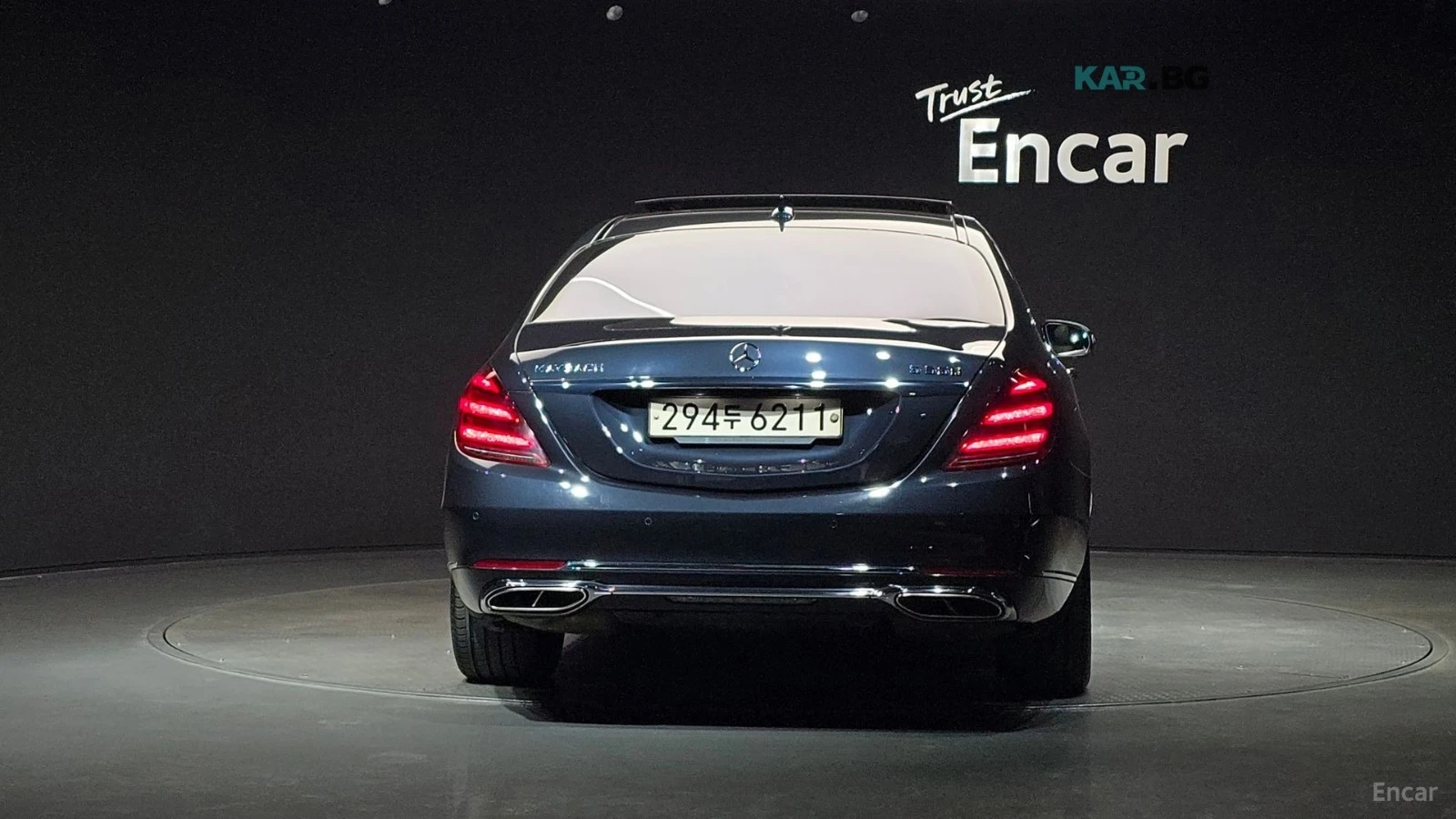 Mercedes-Benz Maybach S560* 4MATIC* МОНИТОРИ* ПАНО* МАСАЖИ* ОБДУХВ* BURM, снимка 4 - Автомобили и джипове - 55027679