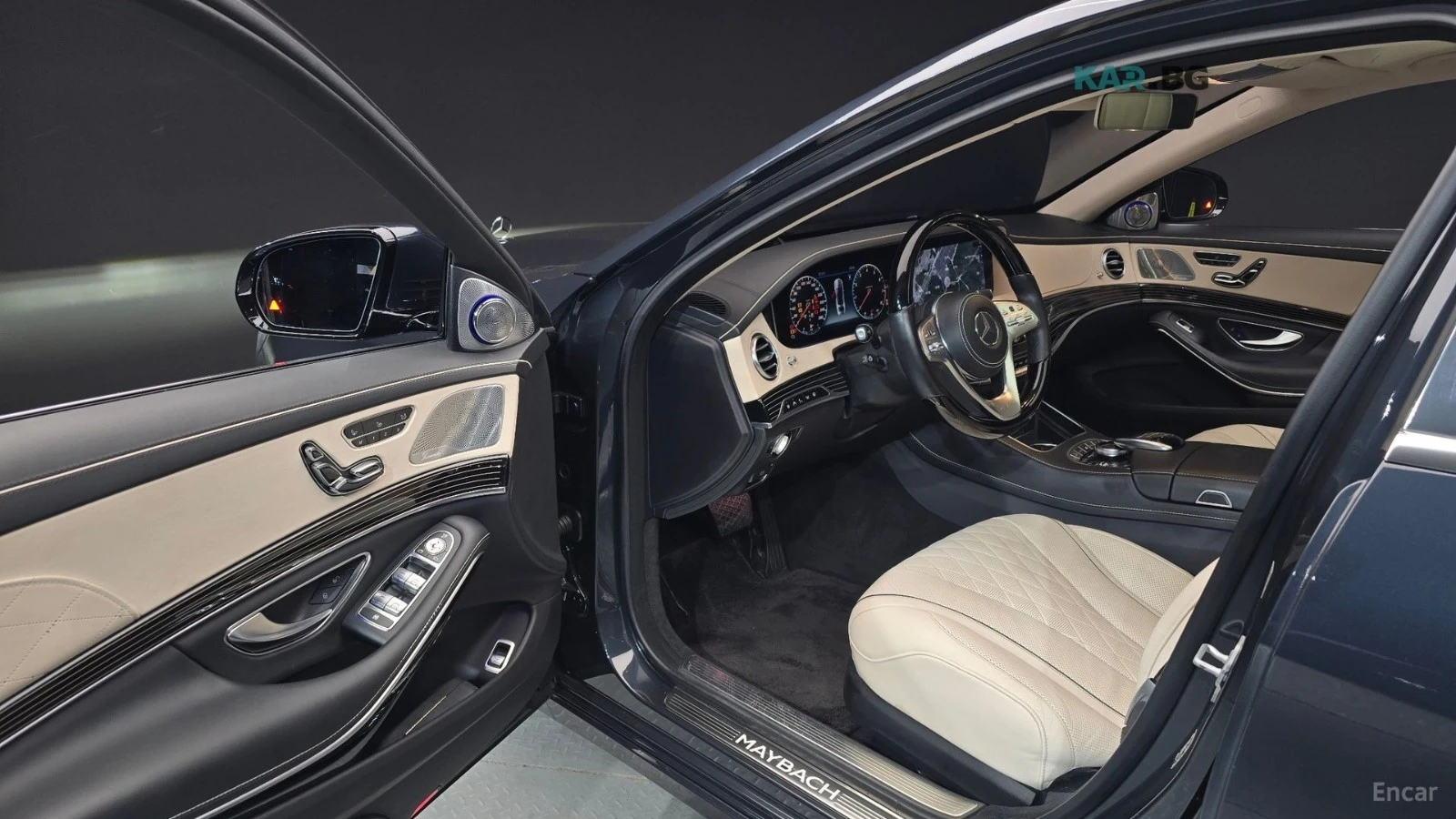Mercedes-Benz Maybach S560* 4MATIC* МОНИТОРИ* ПАНО* МАСАЖИ* ОБДУХВ* BURM, снимка 10 - Автомобили и джипове - 55027679